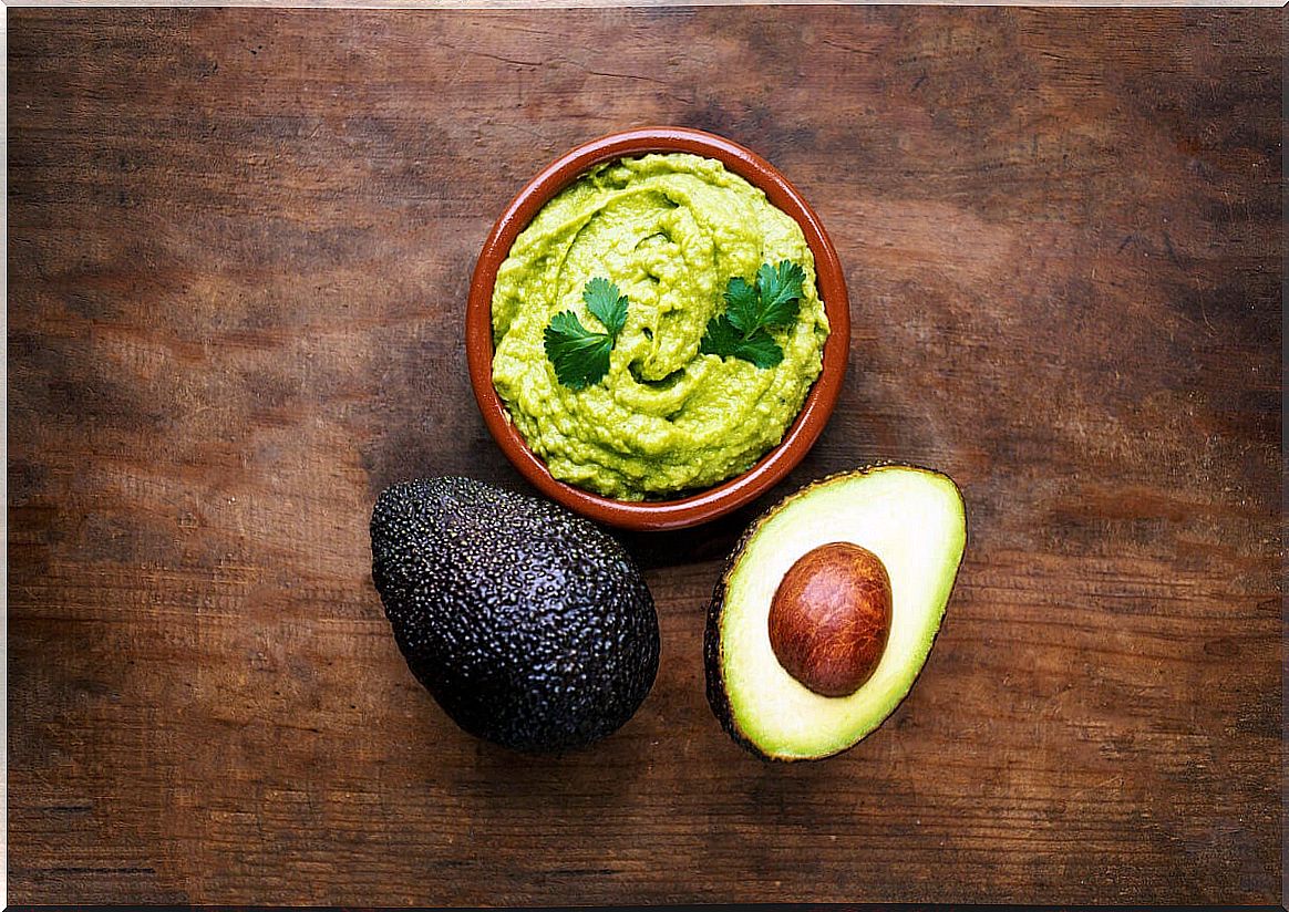 Avocado for salad.