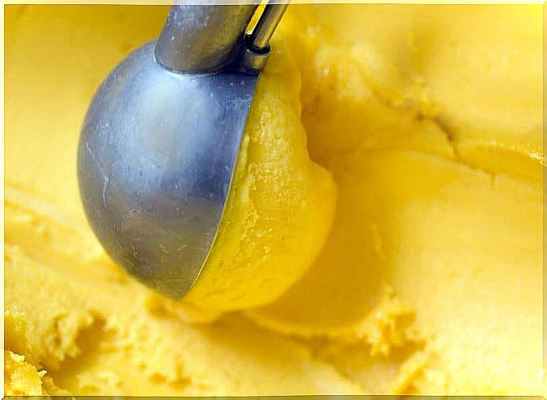 Mango Ice Cream.