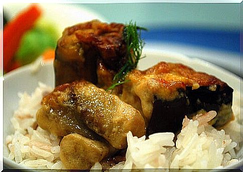 Eggplant stuffed with rice and spinach